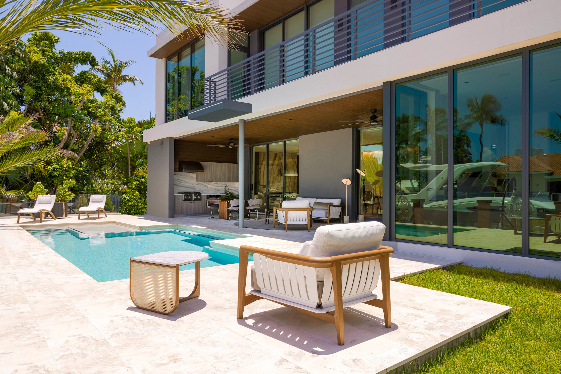 SUNNY ISLES VILLA - Майами, США | Visionnaire Home Philosophy