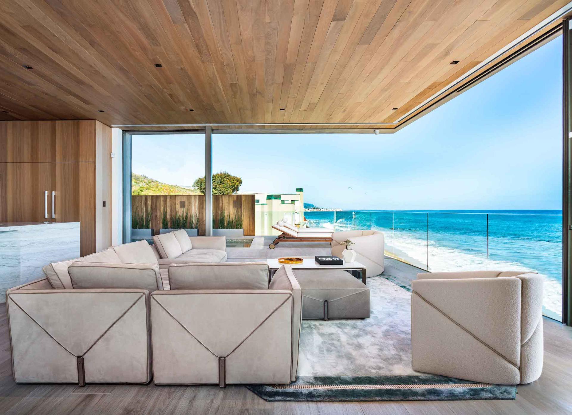 Malibu, USA  Visionnaire Home Philosophy