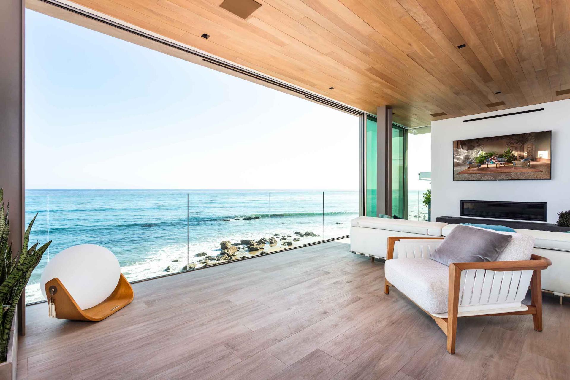 Malibu, USA  Visionnaire Home Philosophy